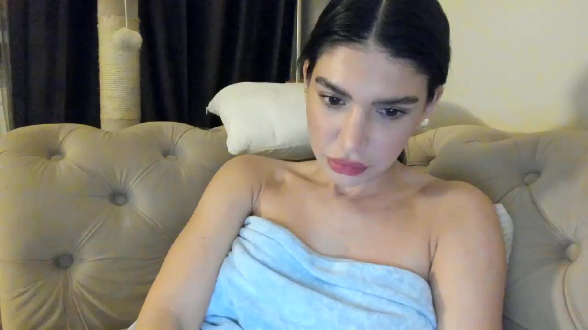 Gallery image thumbnail from SashaLopez's myfreecams stream on, 06/10/2025, 21:59 image 20 of 20