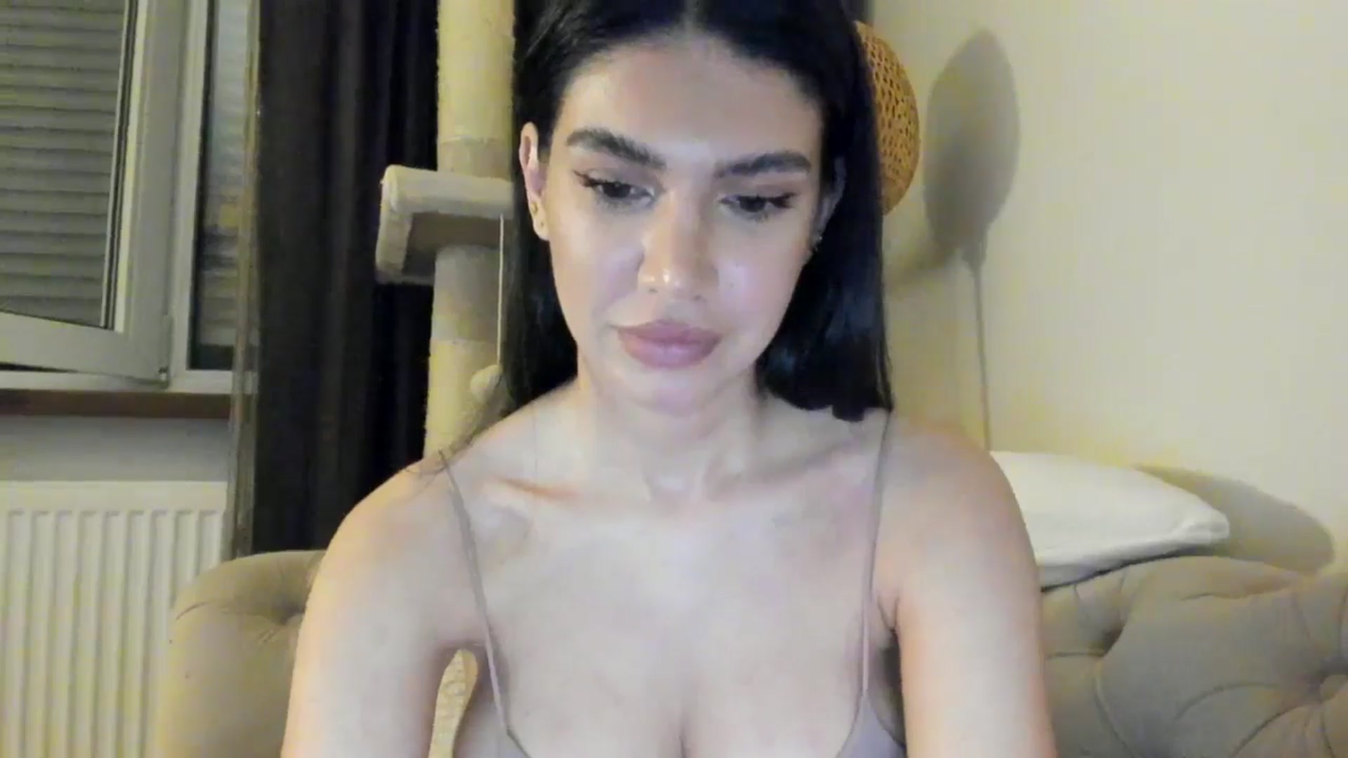 Gallery image thumbnail from SashaLopez's myfreecams stream on, 06/15/2025, 22:48 image 12 of 20