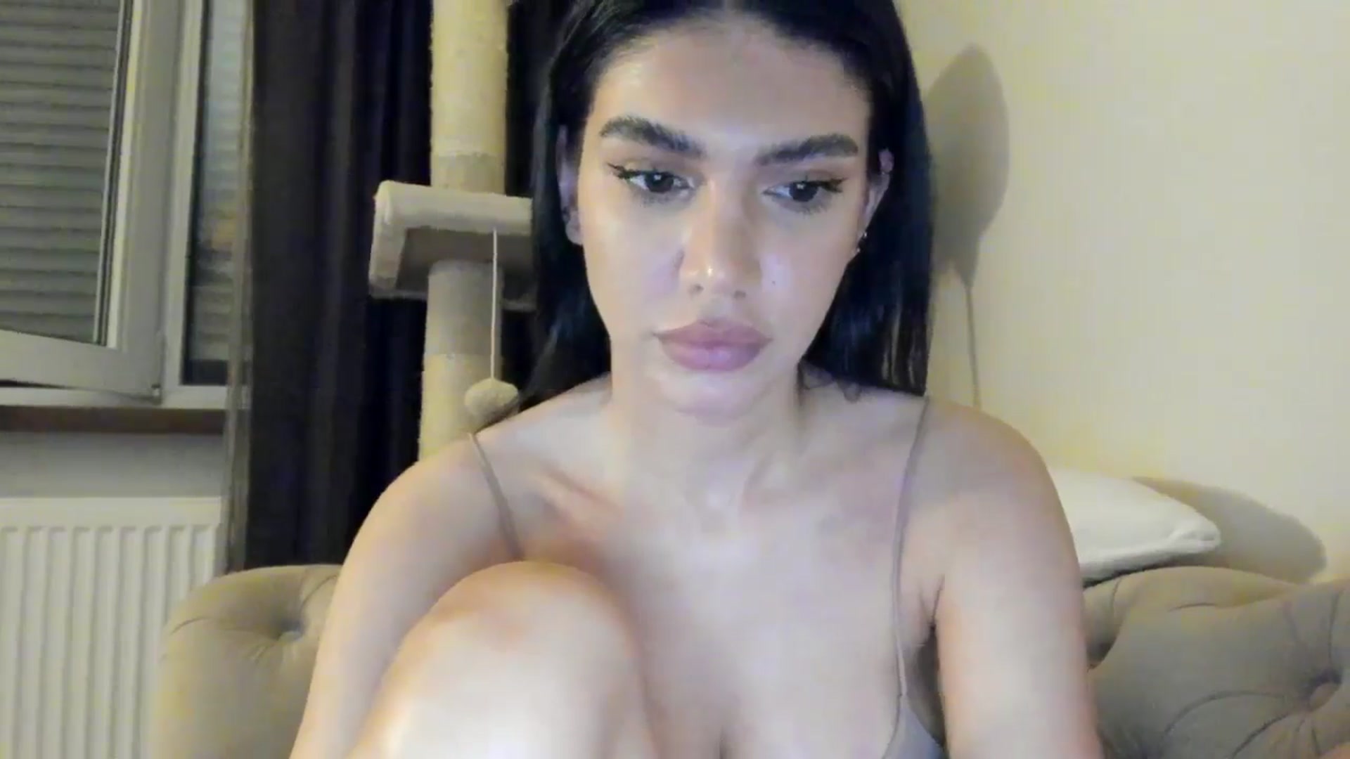 Gallery image thumbnail from SashaLopez's myfreecams stream on, 06/15/2025, 22:48 image 11 of 20