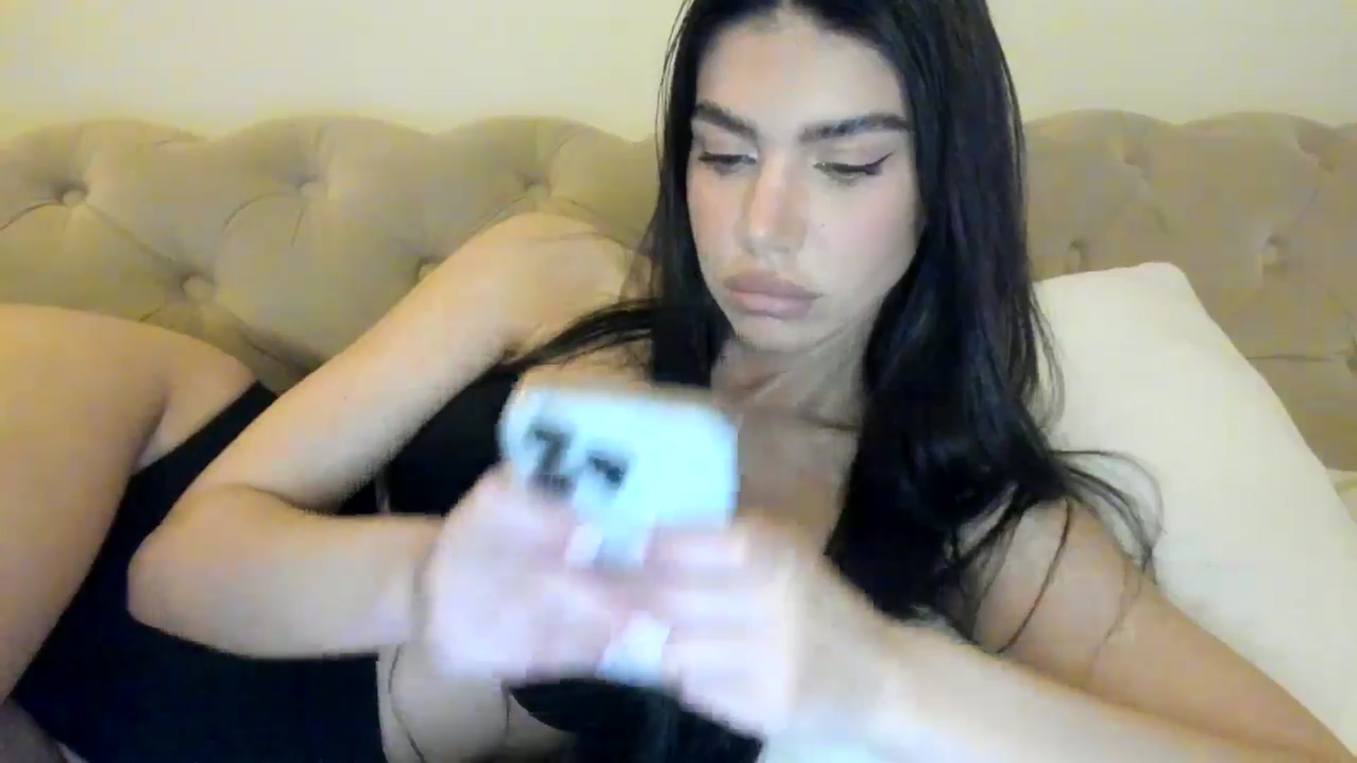 Gallery image thumbnail from SashaLopez's myfreecams stream on, 06/20/2025, 22:19 image 13 of 20