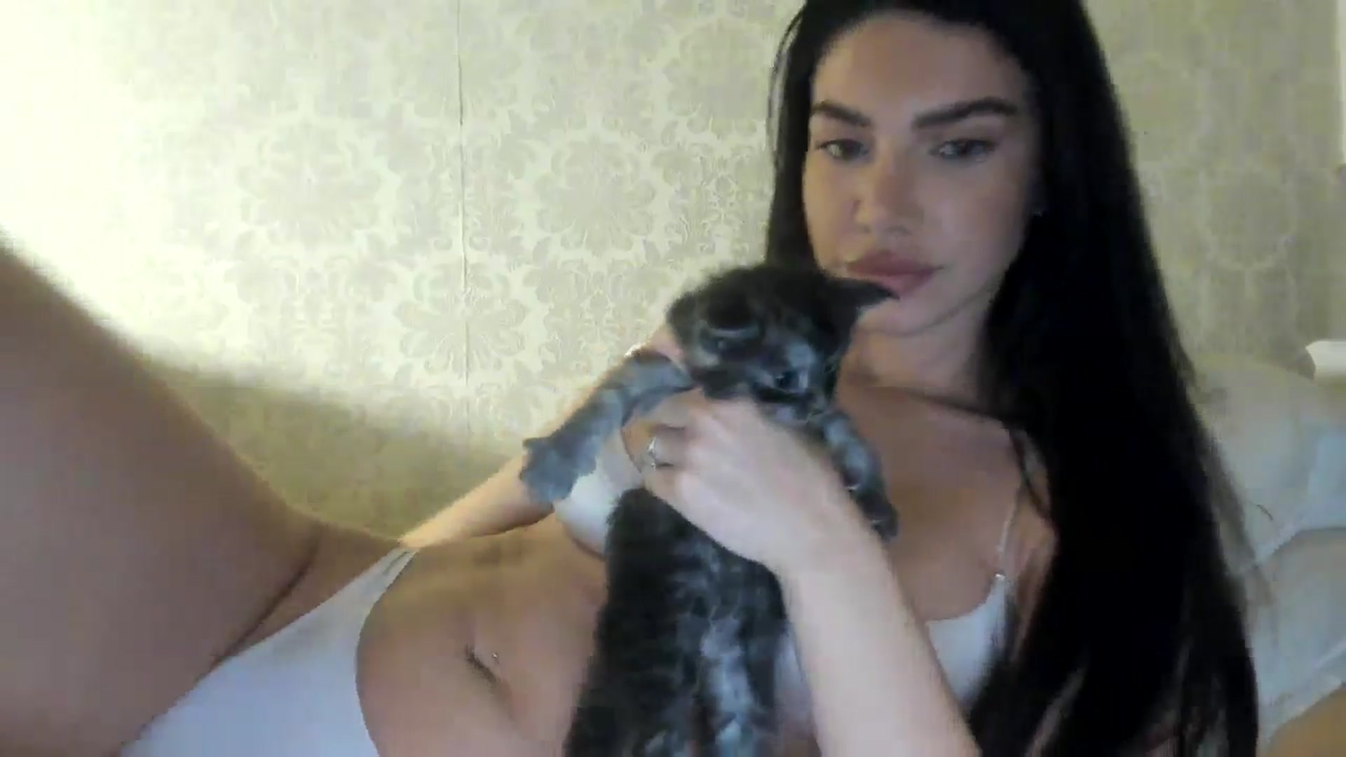 Gallery image thumbnail from SashaLopez's myfreecams stream on, 06/29/2025, 20:44 image 2 of 20