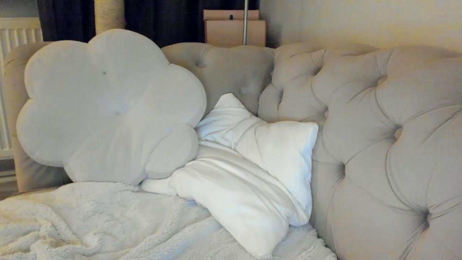 Gallery image thumbnail from SashaLopez's myfreecams stream on, 07/13/2025, 22:56 image 18 of 20