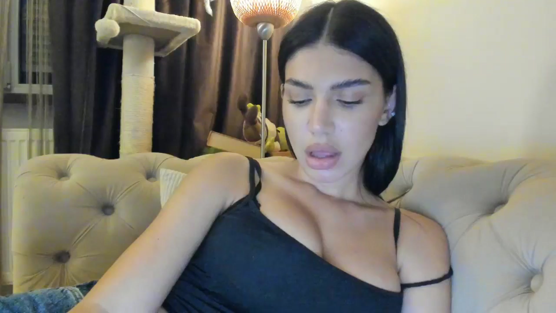 Gallery image thumbnail from SashaLopez's myfreecams stream on, 09/07/2025, 21:07 image 16 of 20