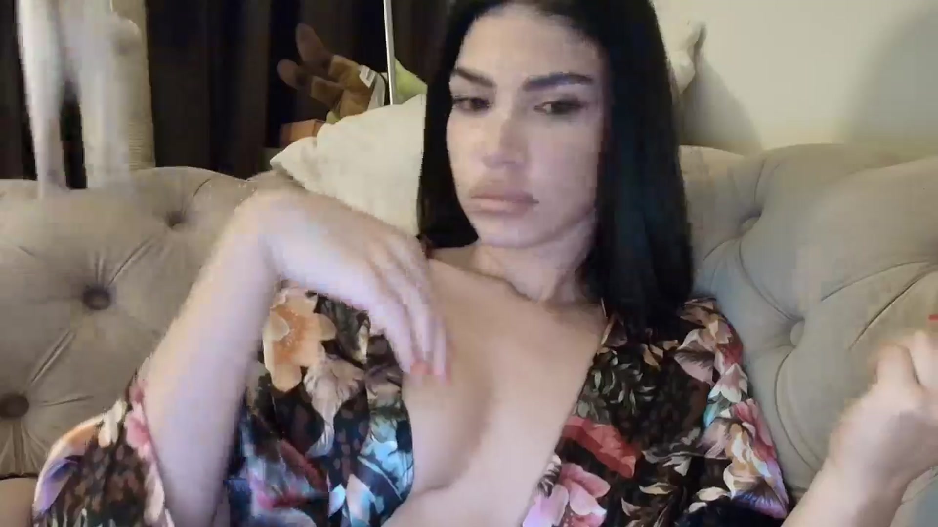 Gallery image thumbnail from SashaLopez's myfreecams stream on, 09/08/2025, 22:23 image 8 of 20