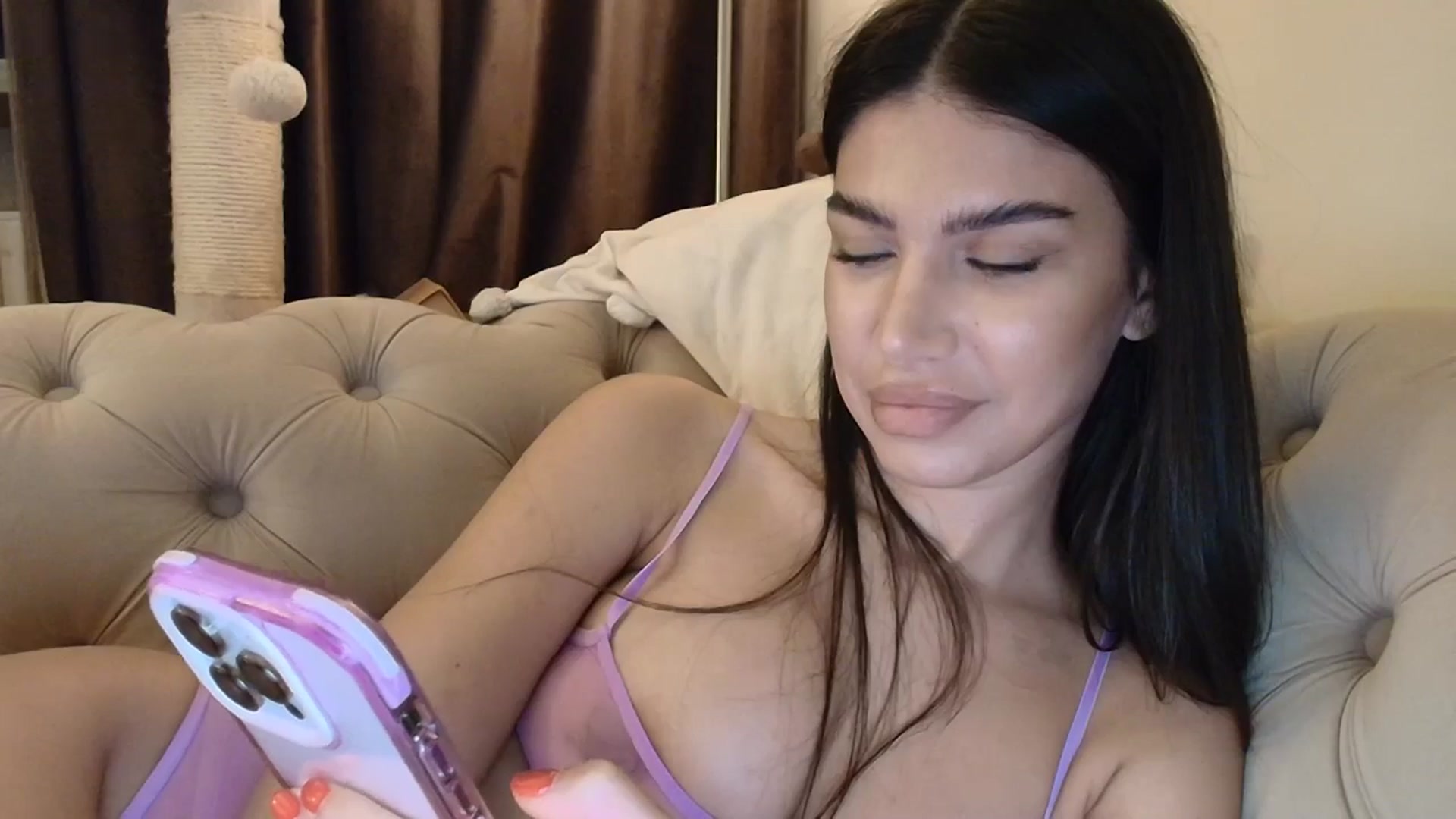 Gallery image thumbnail from SashaLopez's myfreecams stream on, 09/10/2025, 21:09 image 18 of 20