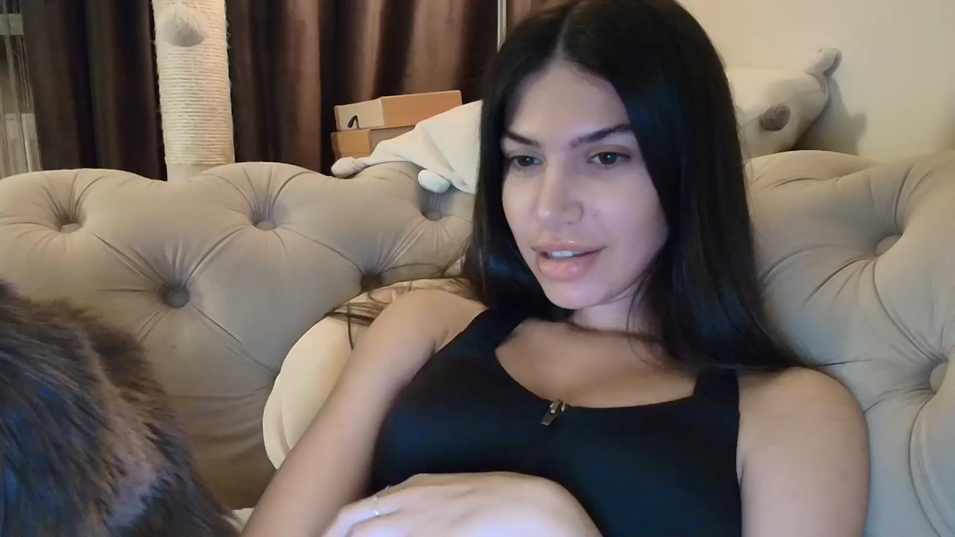 Gallery image thumbnail from SashaLopez's myfreecams stream on, 09/11/2025, 20:34 image 13 of 20