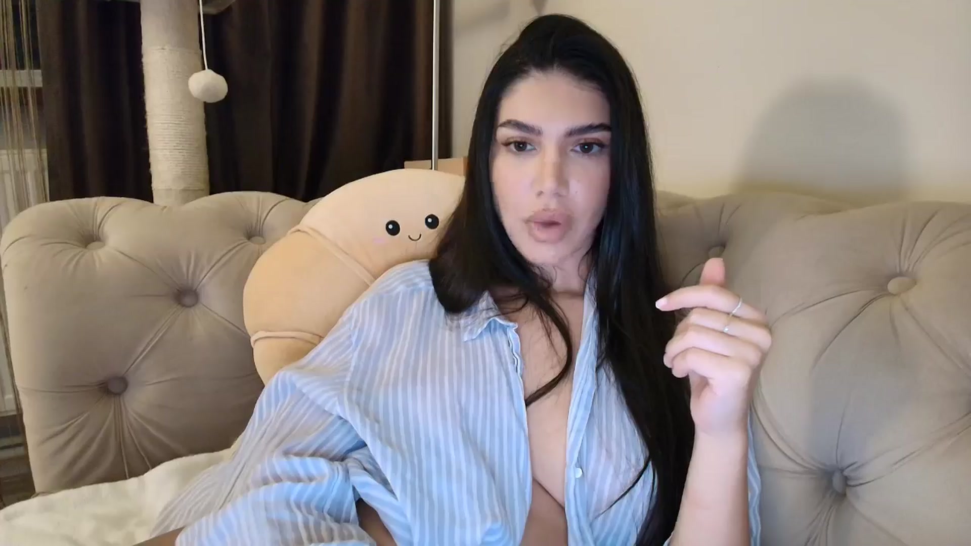 Gallery image thumbnail from SashaLopez's myfreecams stream on, 09/14/2025, 21:00 image 11 of 20