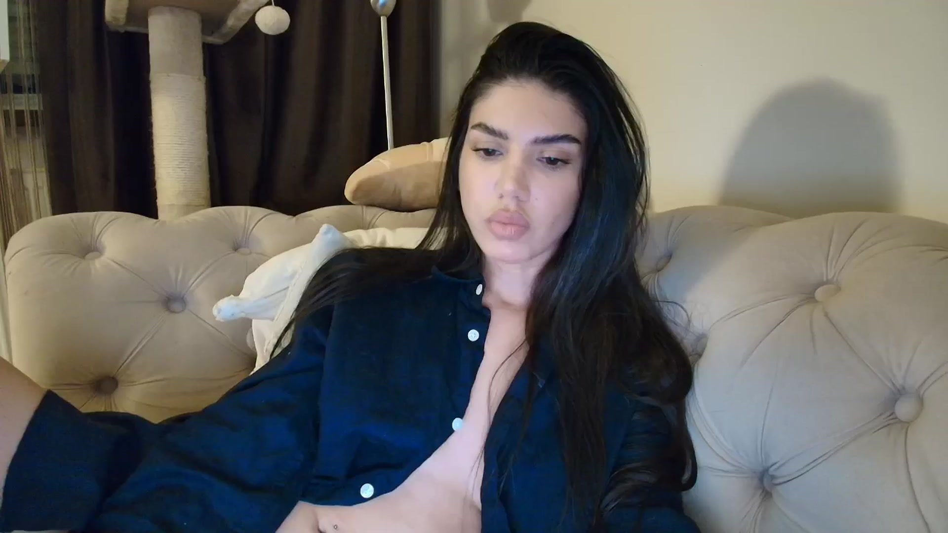 Gallery image thumbnail from SashaLopez's myfreecams stream on, 09/16/2025, 23:34 image 8 of 20