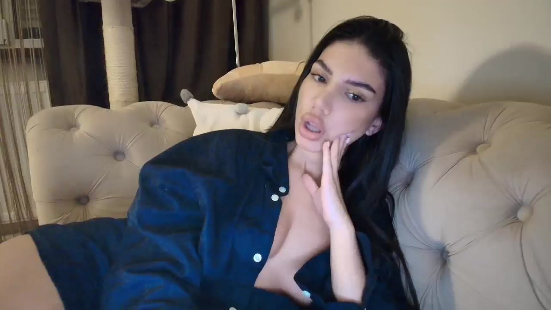 Gallery image thumbnail from SashaLopez's myfreecams stream on, 09/17/2025, 01:12 image 5 of 20