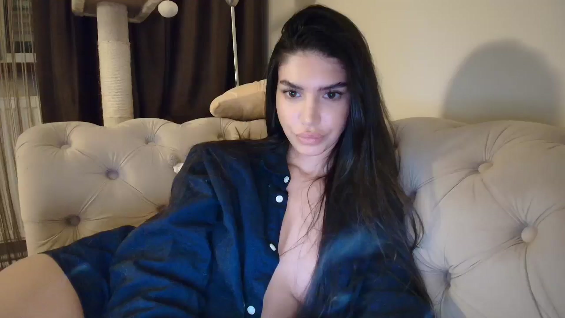 Gallery image thumbnail from SashaLopez's myfreecams stream on, 09/17/2025, 01:12 image 14 of 20