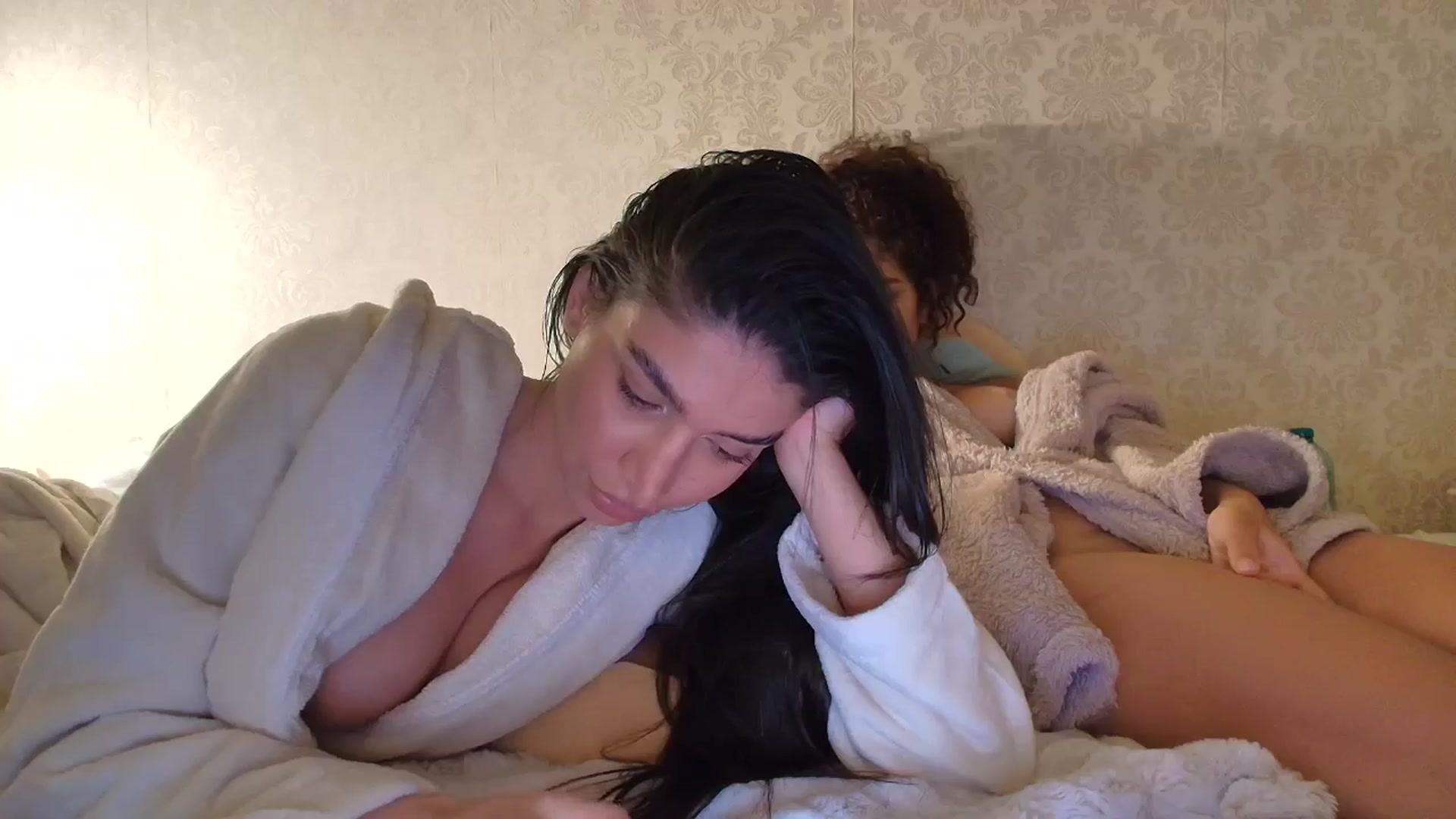 Gallery image thumbnail from SashaLopez's myfreecams stream on, 09/28/2025, 21:17 image 6 of 20