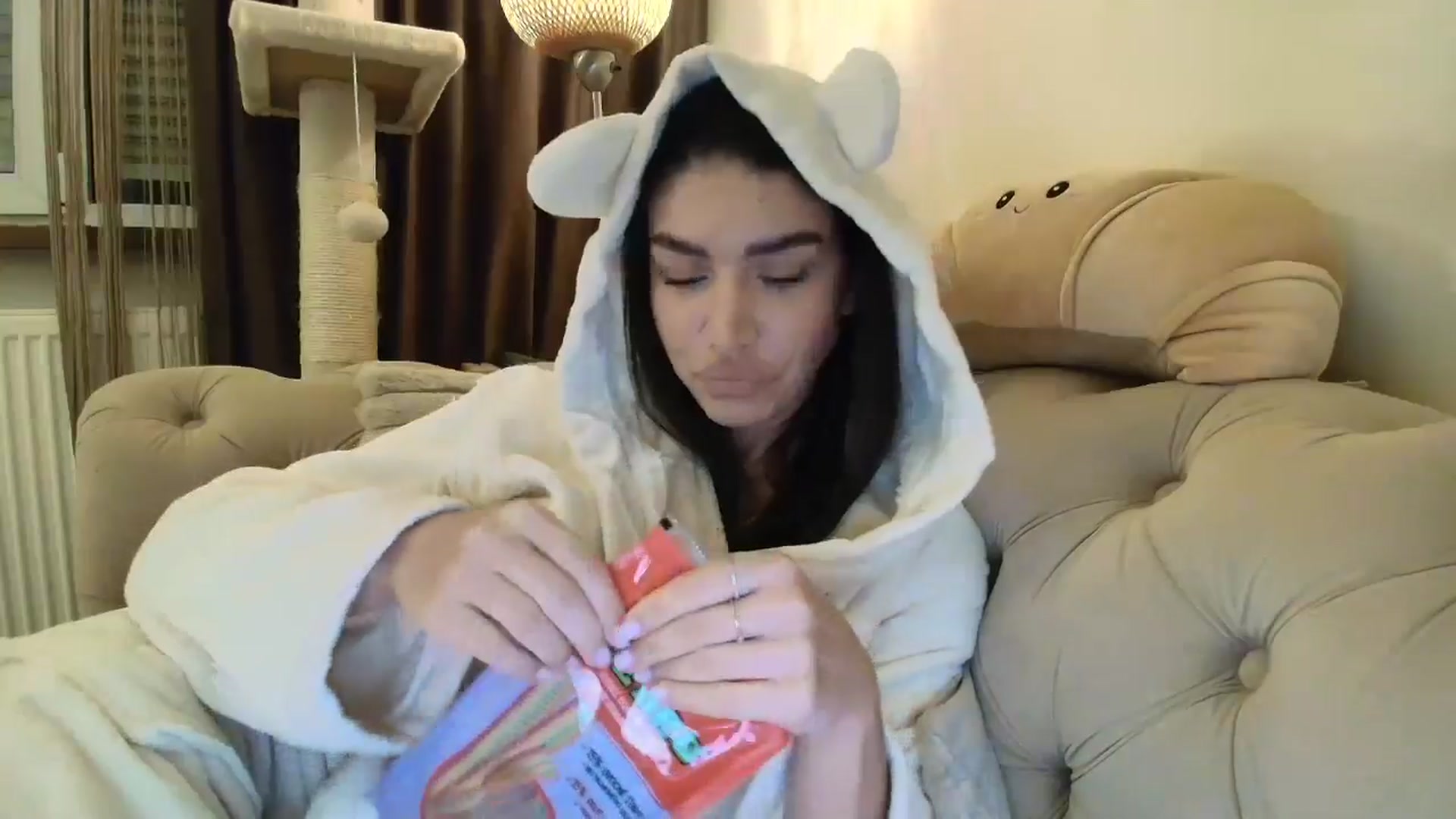 Gallery image thumbnail from SashaLopez's myfreecams stream on, 10/02/2025, 24:02 image 9 of 20