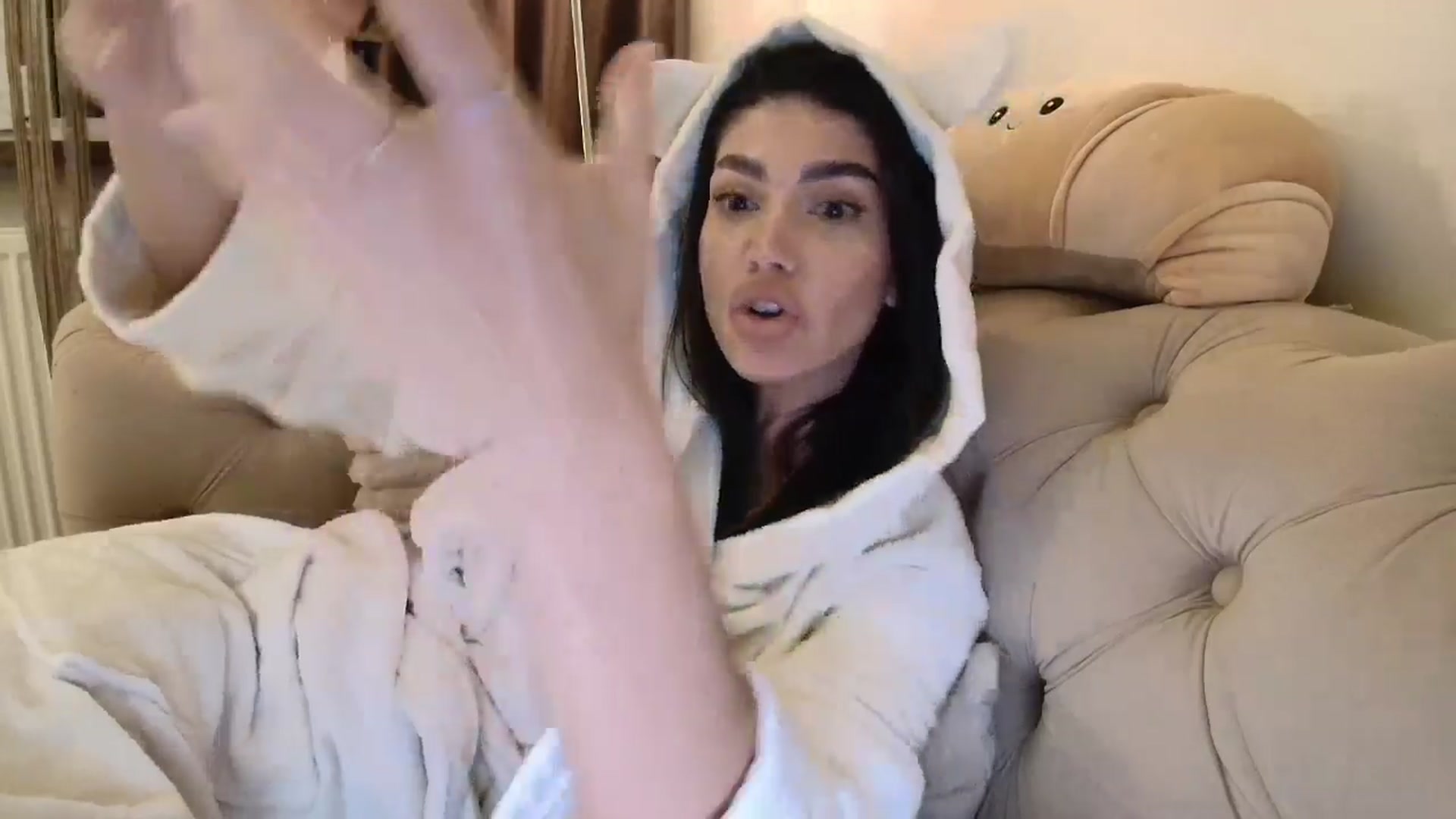 Gallery image thumbnail from SashaLopez's myfreecams stream on, 10/02/2025, 24:02 image 10 of 20