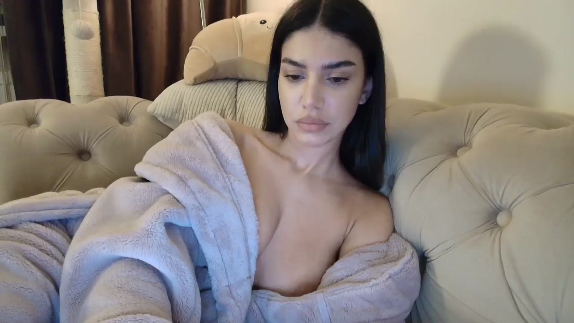 Gallery image thumbnail from SashaLopez's myfreecams stream on, 10/04/2025, 21:27 image 4 of 20