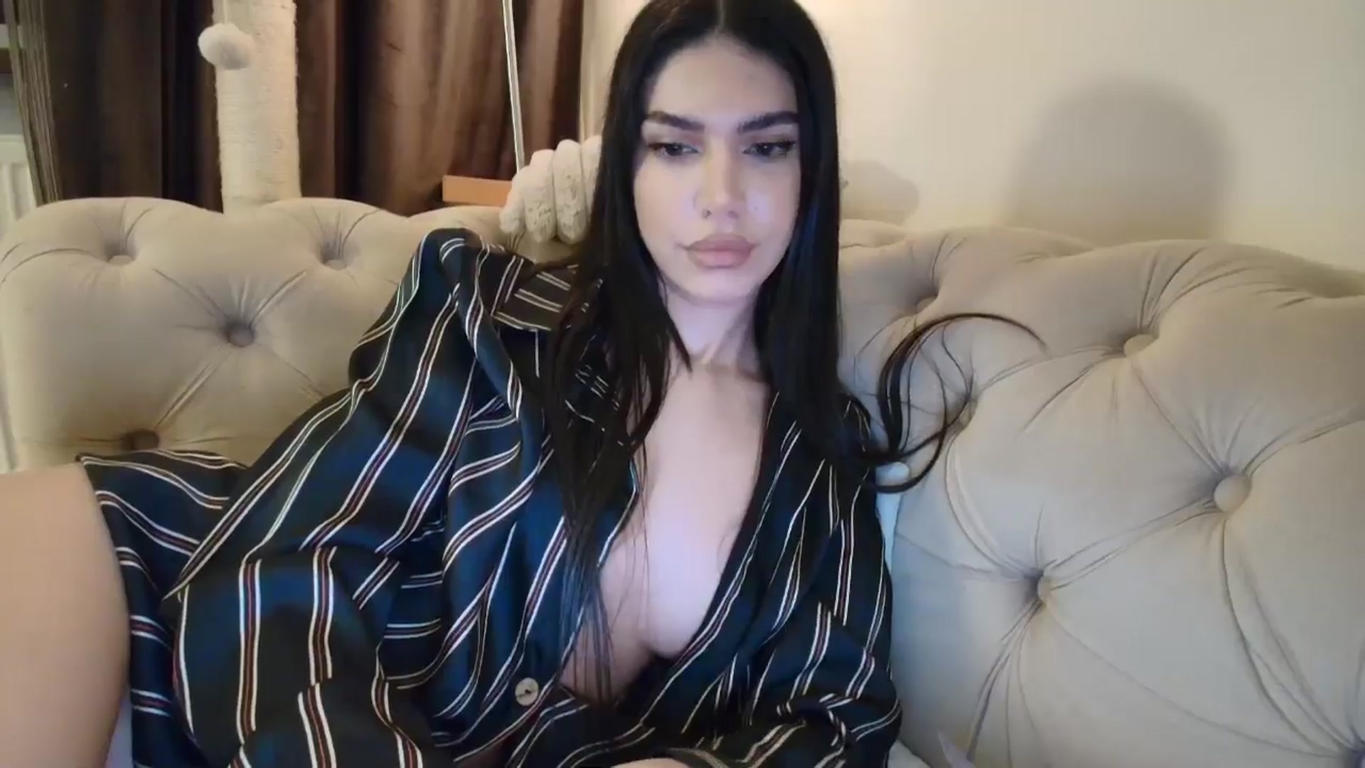 Gallery image thumbnail from SashaLopez's myfreecams stream on, 10/09/2025, 20:50 image 9 of 20