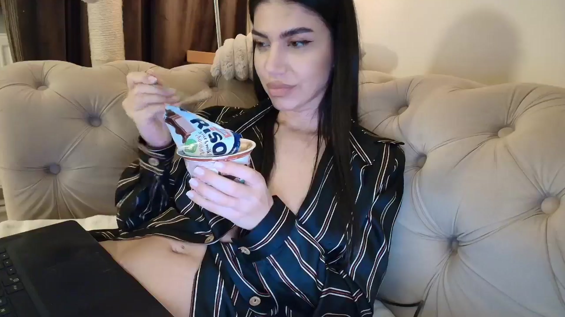 Gallery image thumbnail from SashaLopez's myfreecams stream on, 10/09/2025, 22:59 image 2 of 20