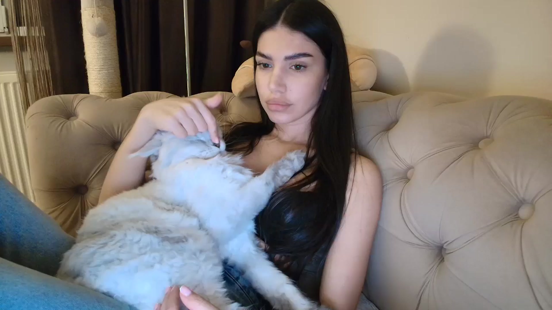 Gallery image thumbnail from SashaLopez's myfreecams stream on, 10/24/2025, 24:06 image 1 of 20