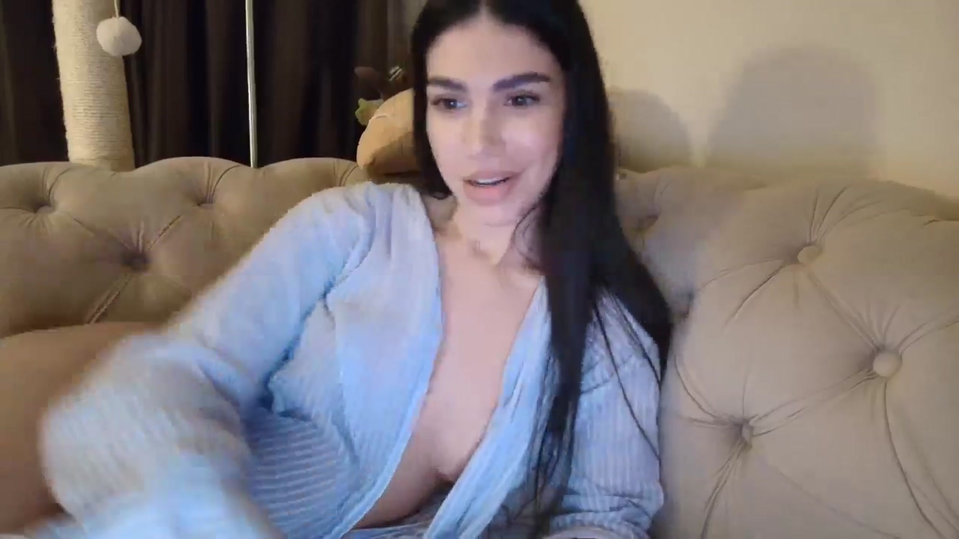 Gallery image thumbnail from SashaLopez's myfreecams stream on, 10/24/2025, 22:27 image 2 of 20