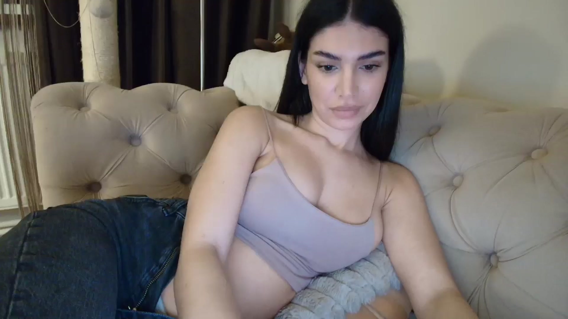 Gallery image thumbnail from SashaLopez's myfreecams stream on, 11/09/2025, 21:09 image 13 of 20