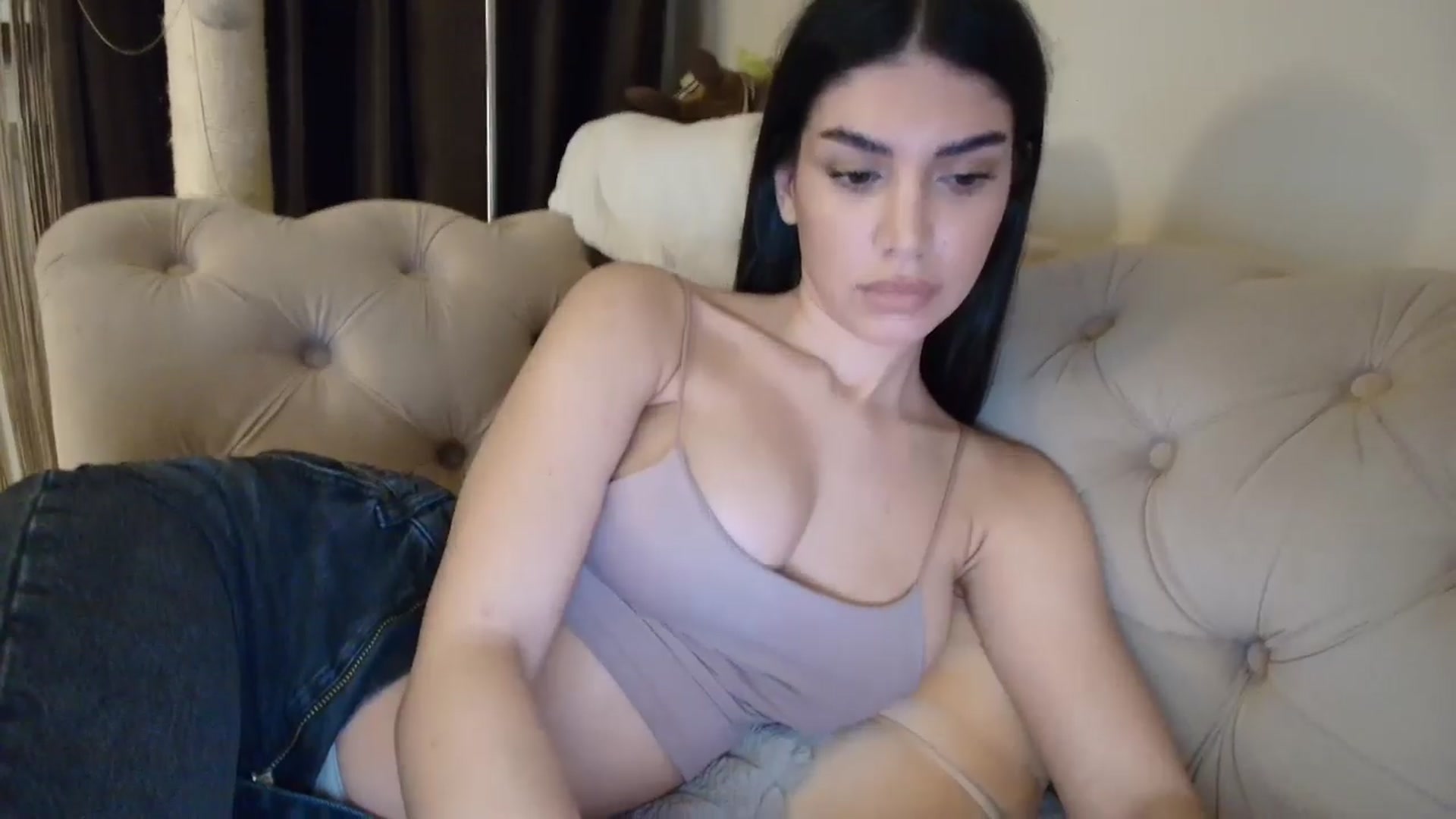 Gallery image thumbnail from SashaLopez's myfreecams stream on, 11/09/2025, 21:09 image 2 of 20