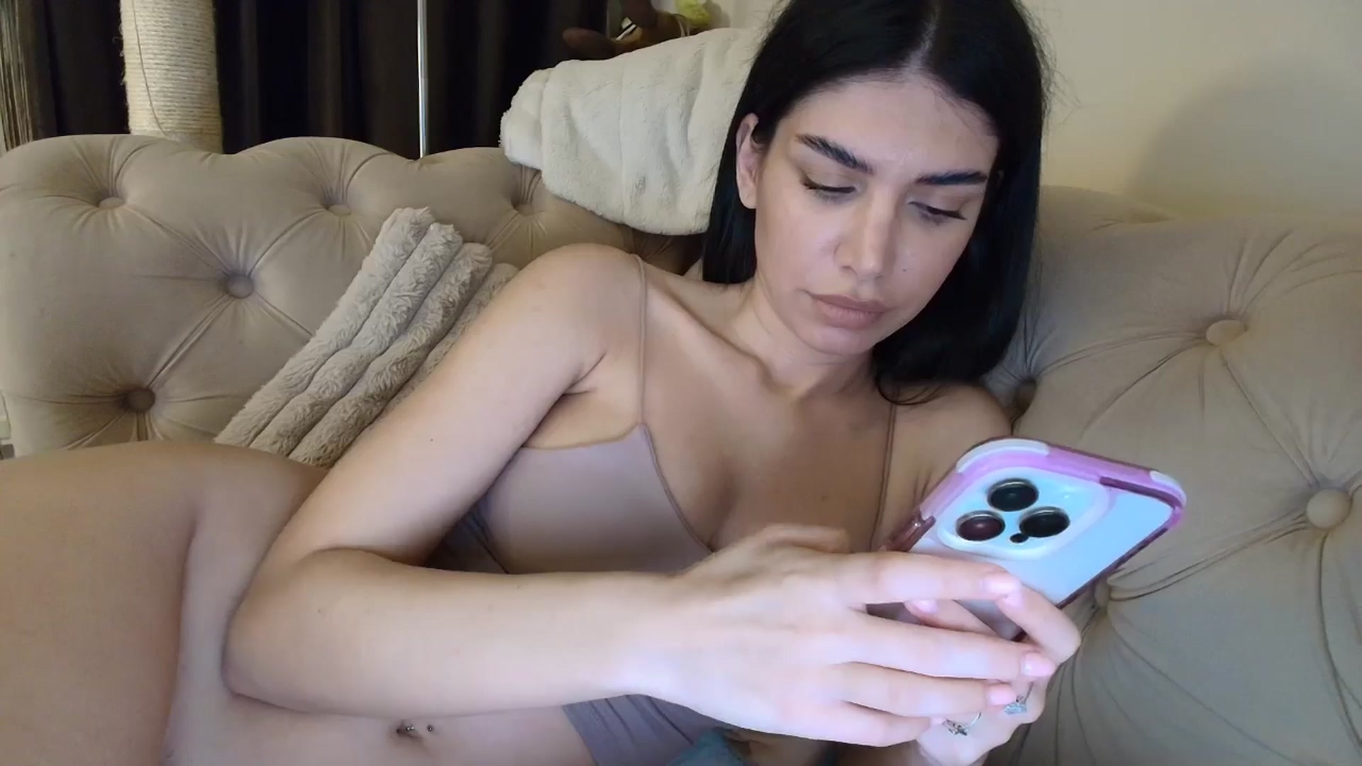 Gallery image thumbnail from SashaLopez's myfreecams stream on, 11/09/2025, 23:15 image 10 of 20