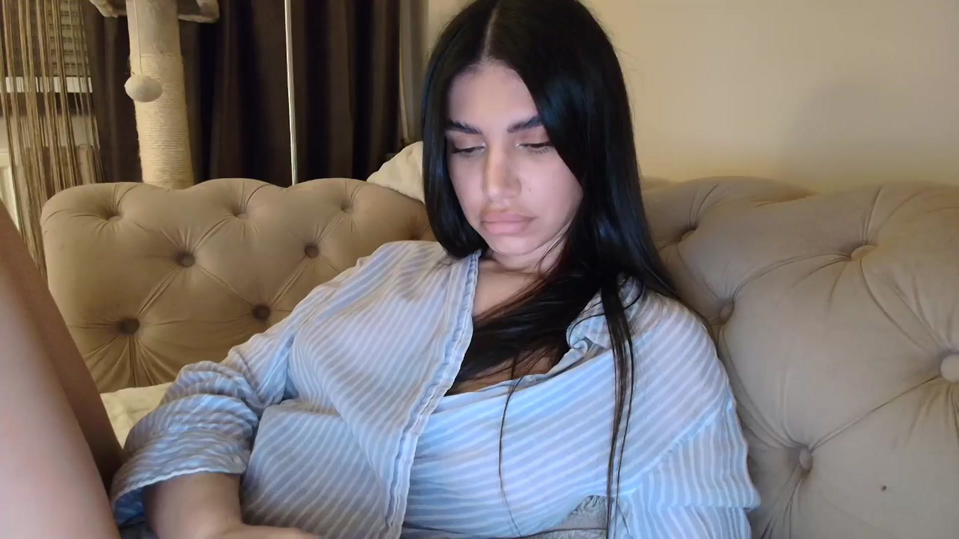 Gallery image thumbnail from SashaLopez's myfreecams stream on, 11/17/2025, 24:15 image 9 of 20
