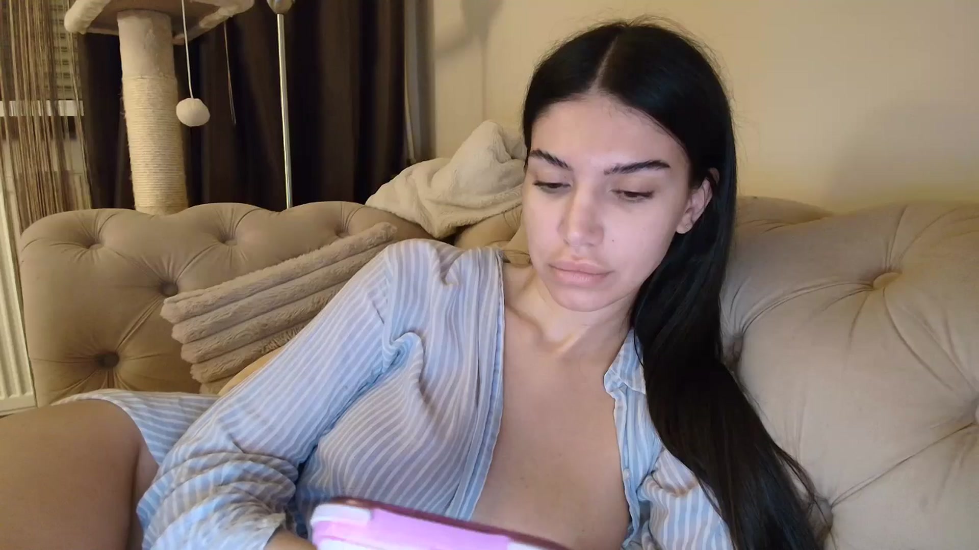 Gallery image thumbnail from SashaLopez's myfreecams stream on, 11/17/2025, 01:24 image 2 of 20