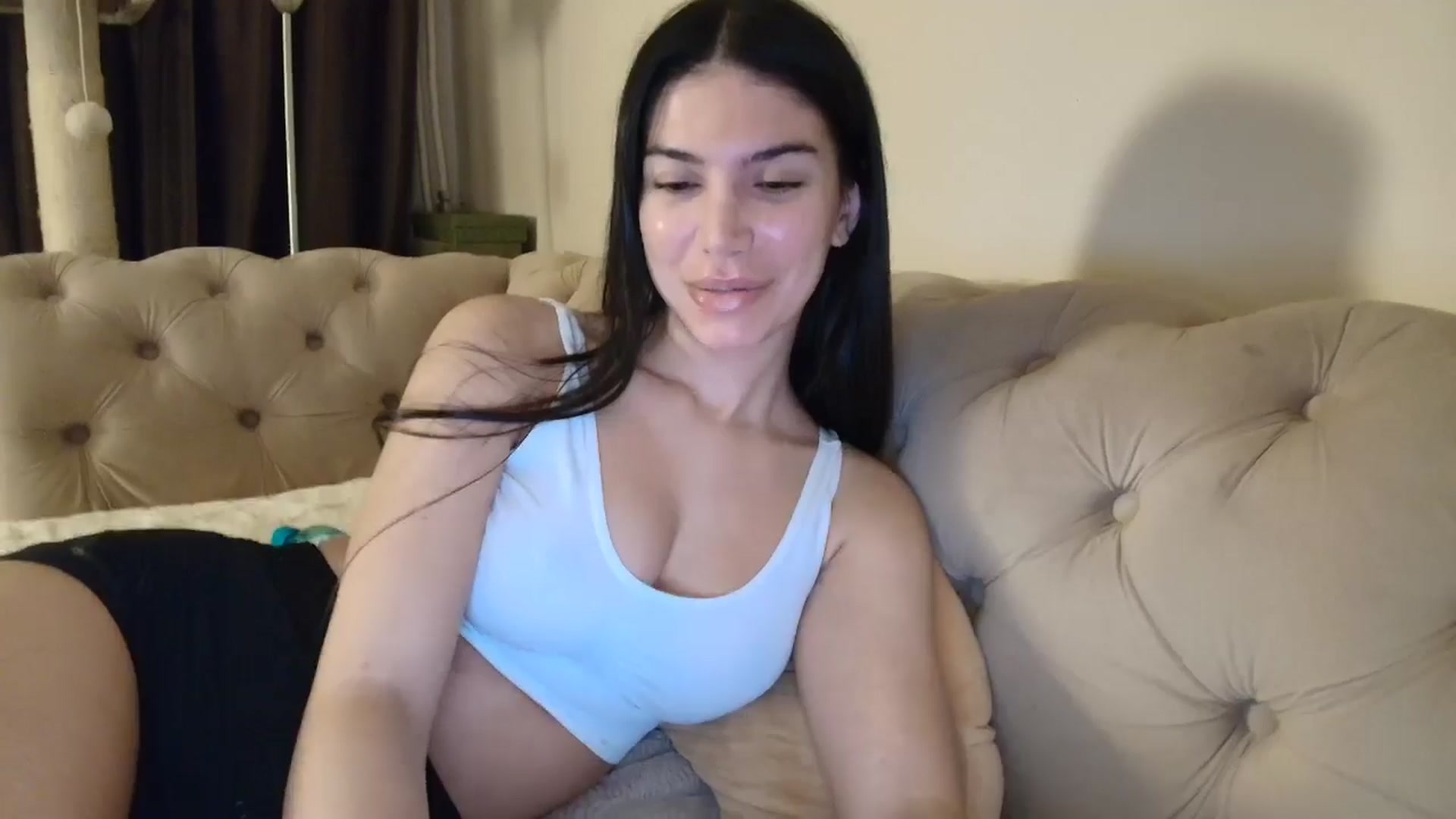 Gallery image thumbnail from SashaLopez's myfreecams stream on, 11/24/2025, 01:19 image 14 of 20
