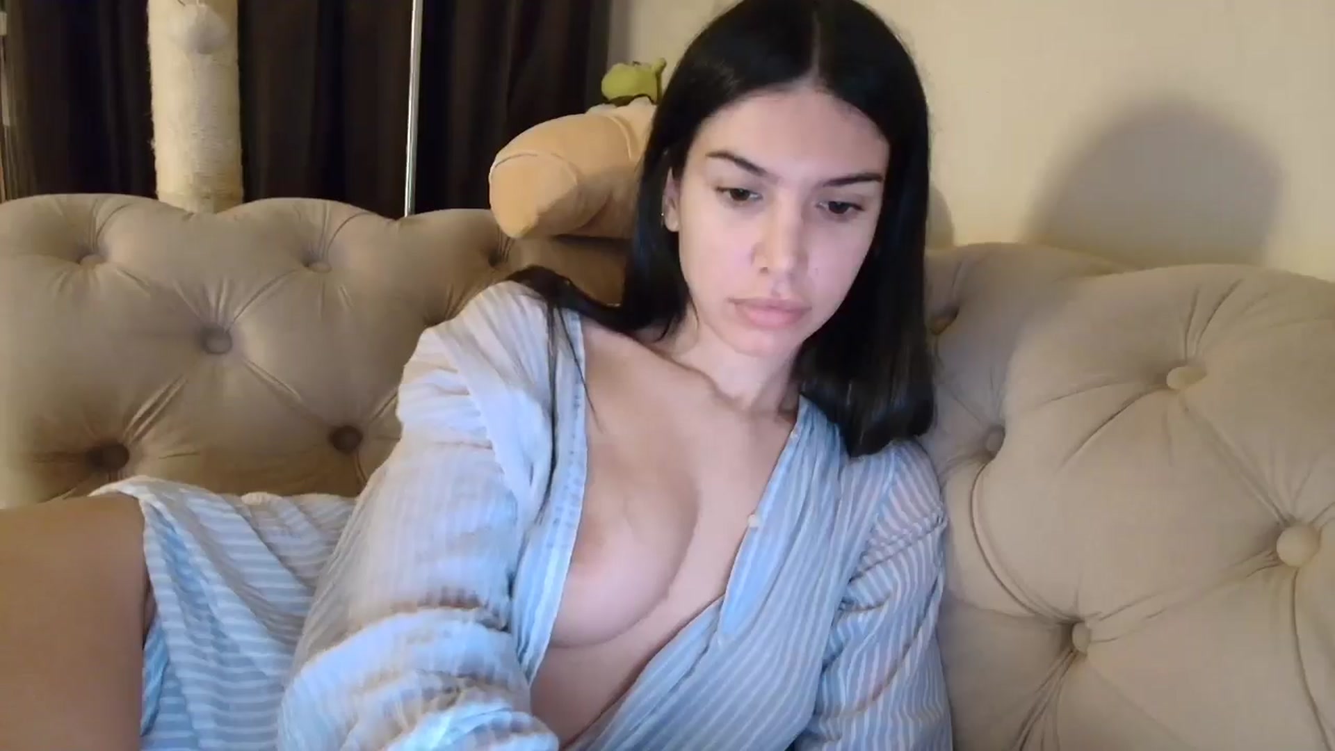 Gallery image thumbnail from SashaLopez's myfreecams stream on, 12/01/2025, 23:03 image 7 of 20