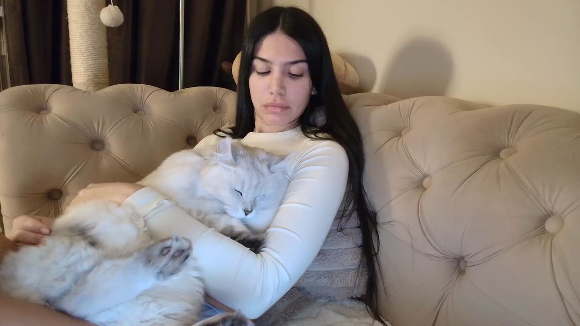 Gallery image thumbnail from SashaLopez's myfreecams stream on, 12/03/2025, 23:09 image 14 of 20