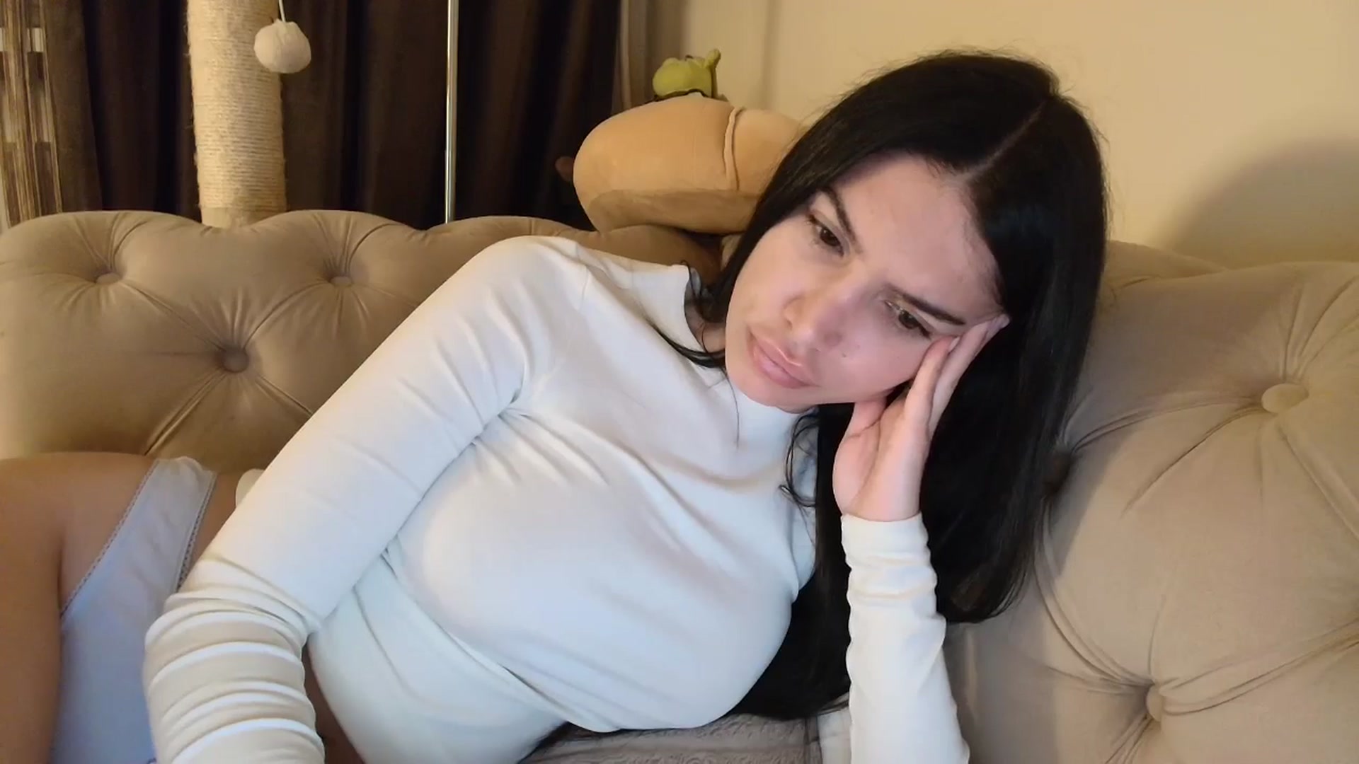 Gallery image thumbnail from SashaLopez's myfreecams stream on, 12/04/2025, 24:01 image 20 of 20