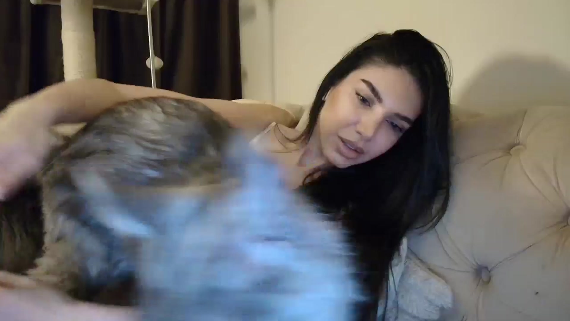 Gallery image thumbnail from SashaLopez's myfreecams stream on, 12/19/2025, 23:48 image 2 of 20