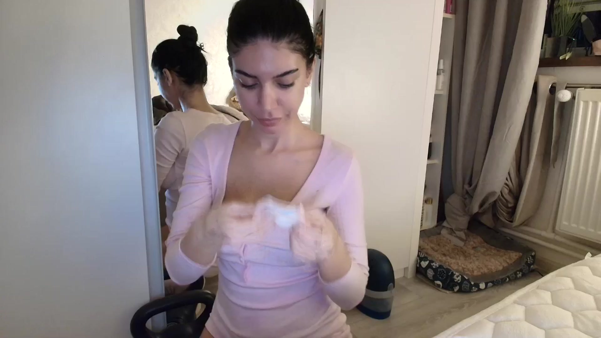 Gallery image thumbnail from SashaLopez's myfreecams stream on, 01/02/2026, 24:12 image 20 of 20