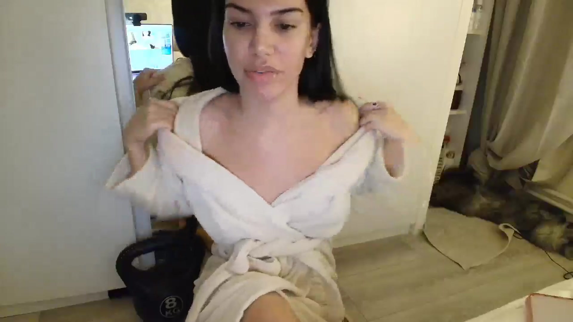 Gallery image thumbnail from SashaLopez's myfreecams stream on, 01/03/2026, 22:11 image 9 of 20