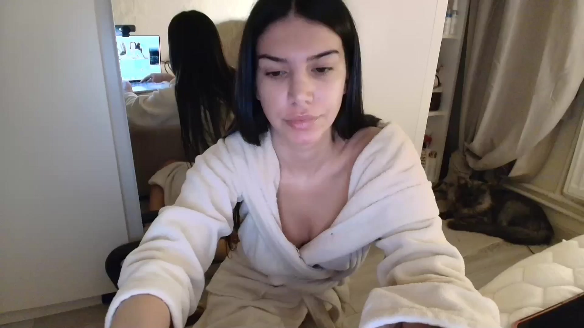 Gallery image thumbnail from SashaLopez's myfreecams stream on, 01/03/2026, 22:11 image 1 of 20