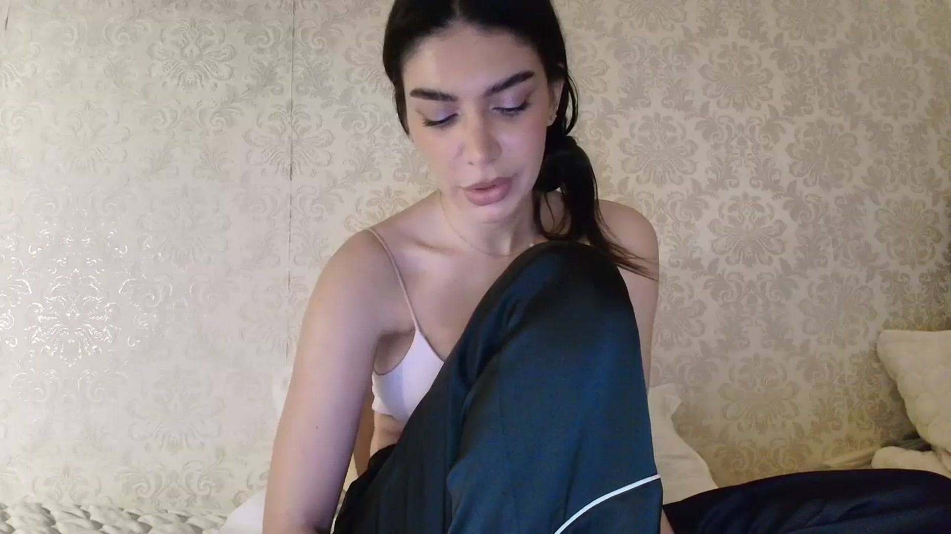 Gallery image thumbnail from SashaLopez's myfreecams stream on, 02/10/2026, 21:08 image 10 of 20