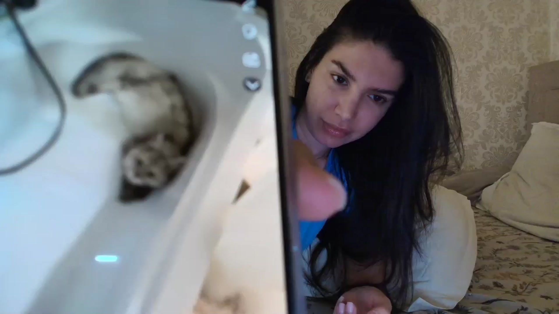 Gallery image thumbnail from SashaLopez's myfreecams stream on, 03/02/2026, 21:51 image 1 of 20