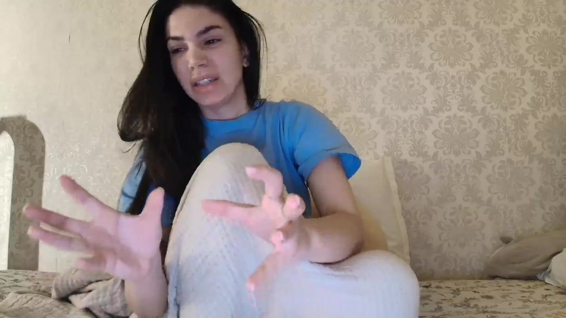 Gallery image thumbnail from SashaLopez's myfreecams stream on, 03/02/2026, 21:51 image 18 of 20