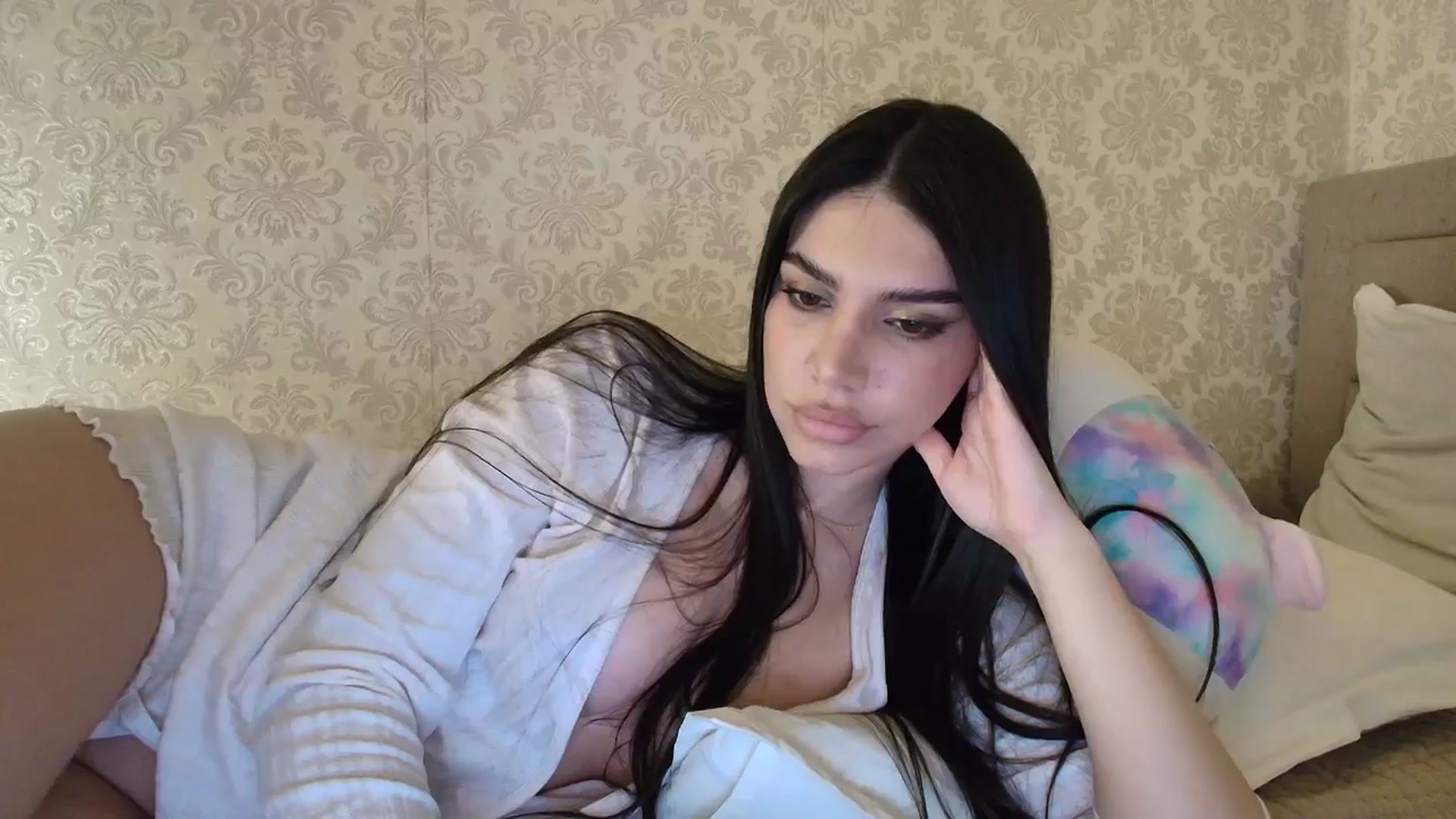 Gallery image thumbnail from SashaLopez's myfreecams stream on, 03/13/2026, 24:08 image 2 of 20
