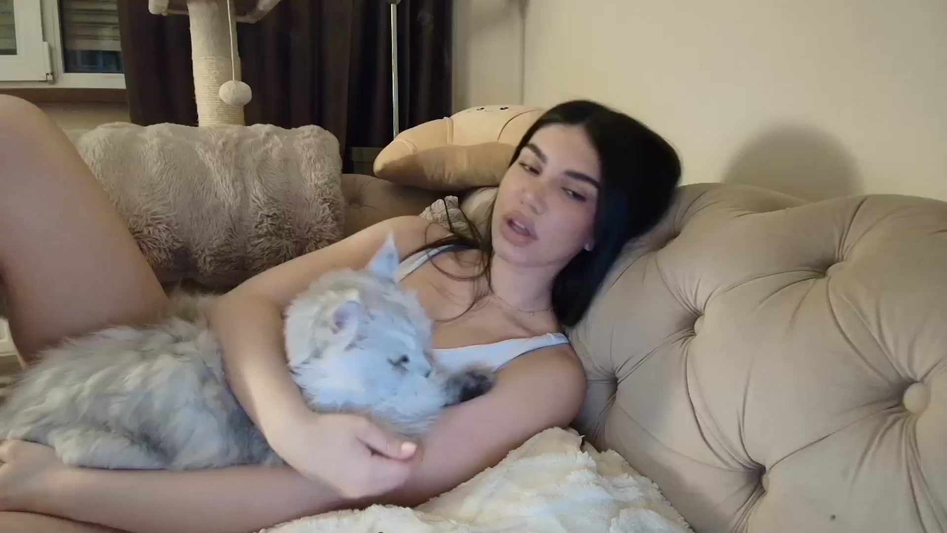 Gallery image thumbnail from SashaLopez's myfreecams stream on, 04/01/2026, 21:53 image 1 of 20