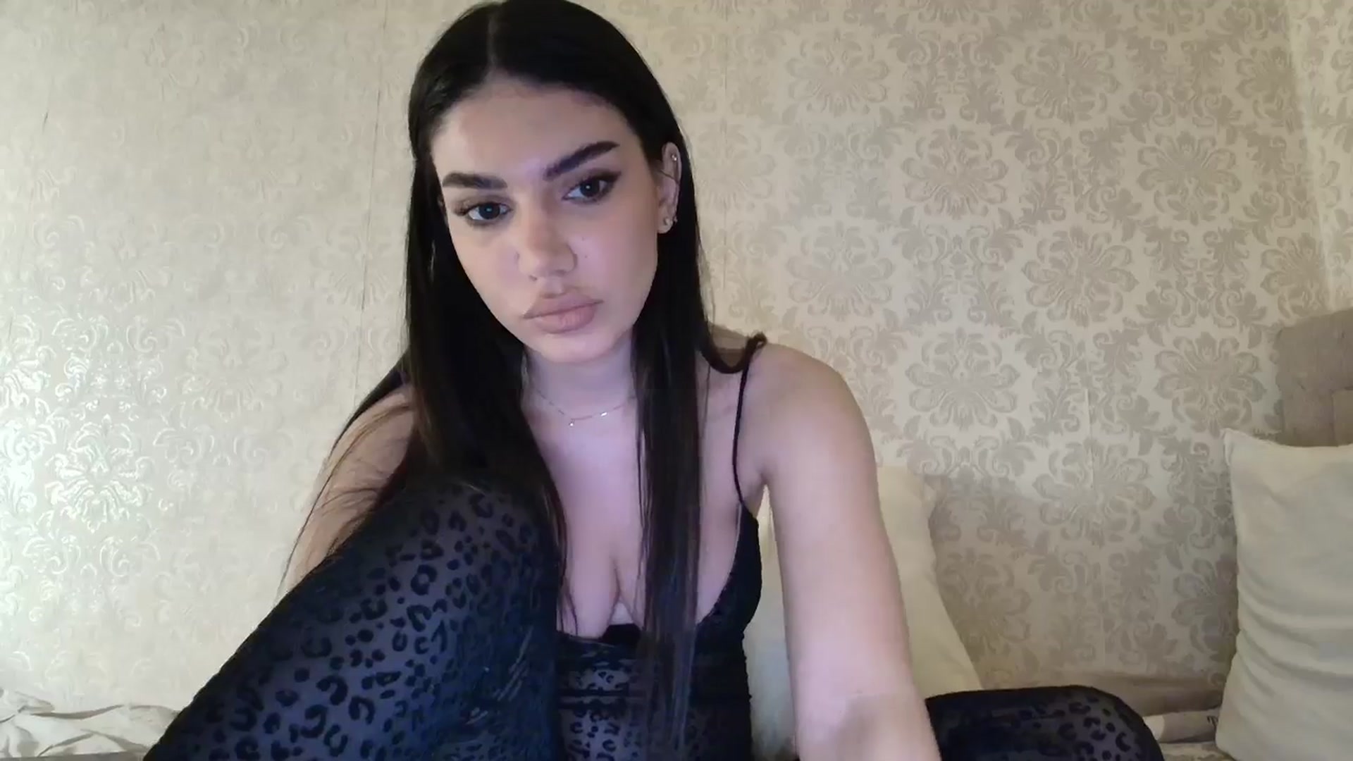 Gallery image thumbnail from SashaLopez's myfreecams stream on, 04/02/2026, 20:16 image 14 of 20