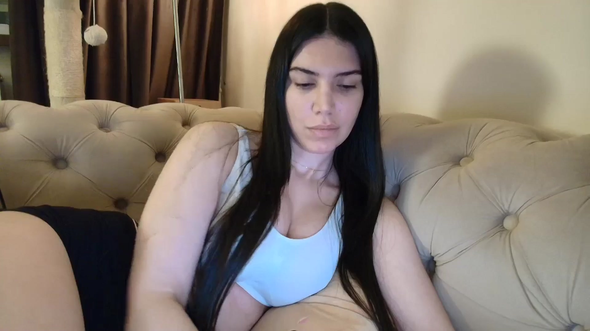 Gallery image thumbnail from SashaLopez's myfreecams stream on, 04/26/2026, 22:58 image 14 of 20
