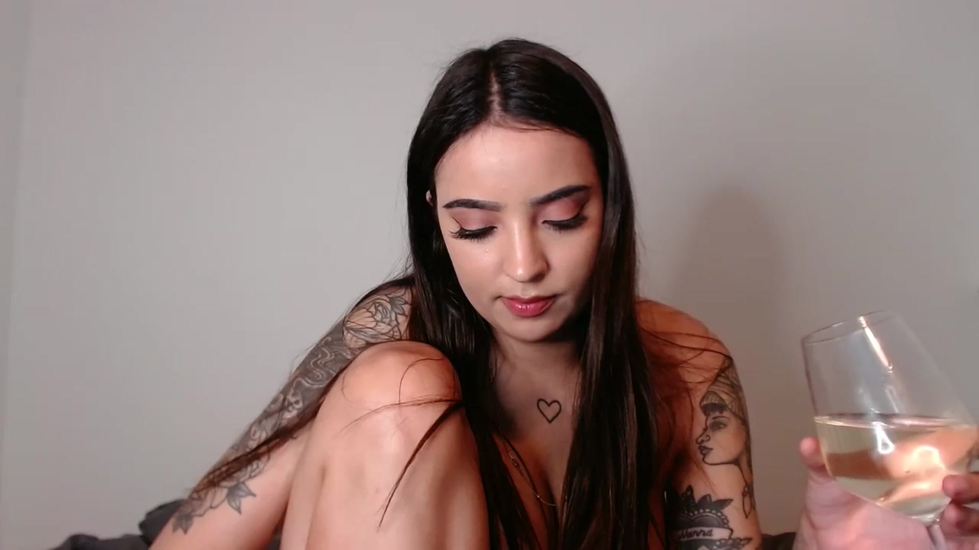 Gallery image thumbnail from SashaSwan's myfreecams stream on, 06/01/2024, 22:35 image 7 of 20