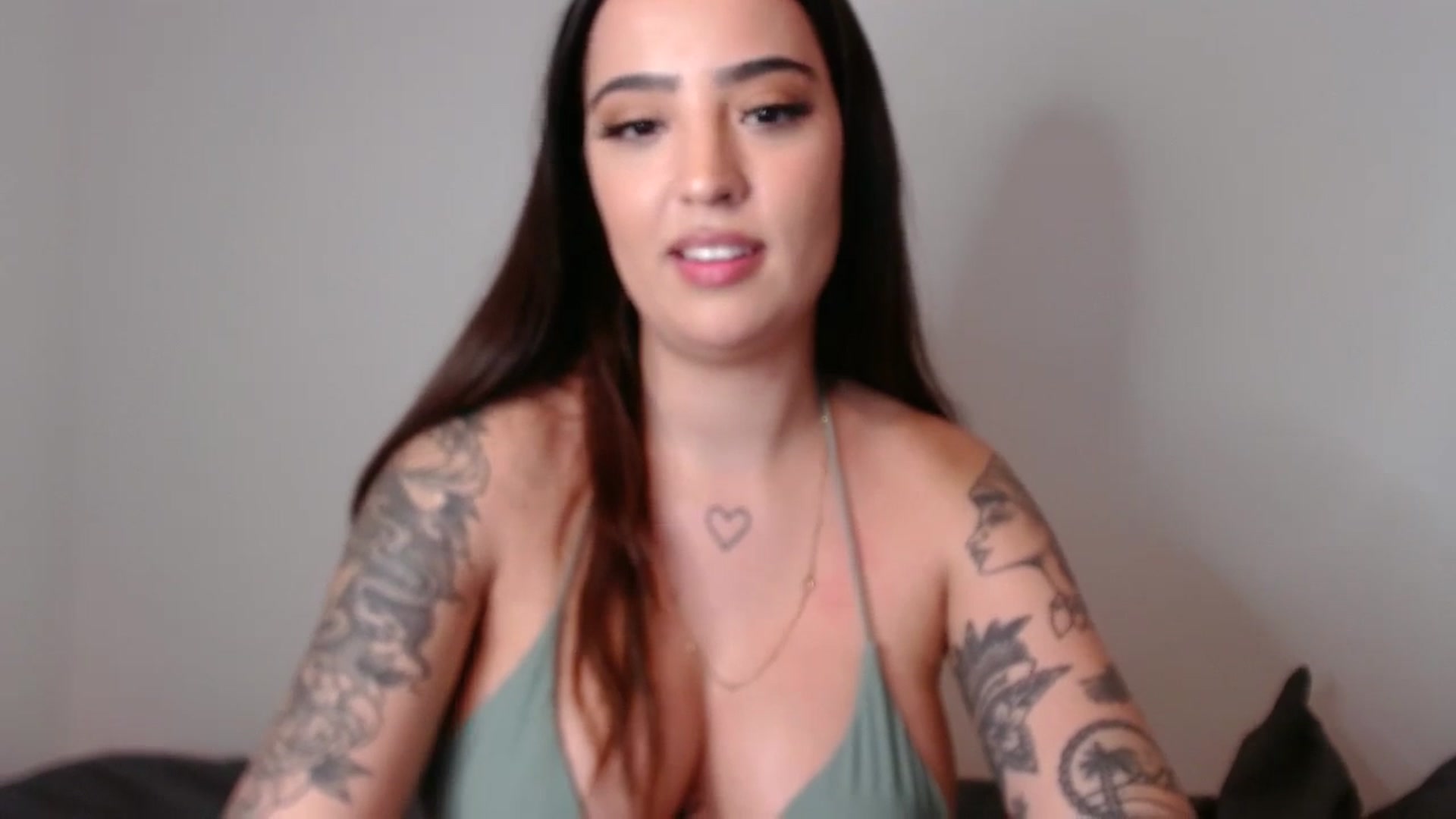 Gallery image thumbnail from SashaSwan's myfreecams stream on, 06/07/2024, 01:37 image 8 of 20