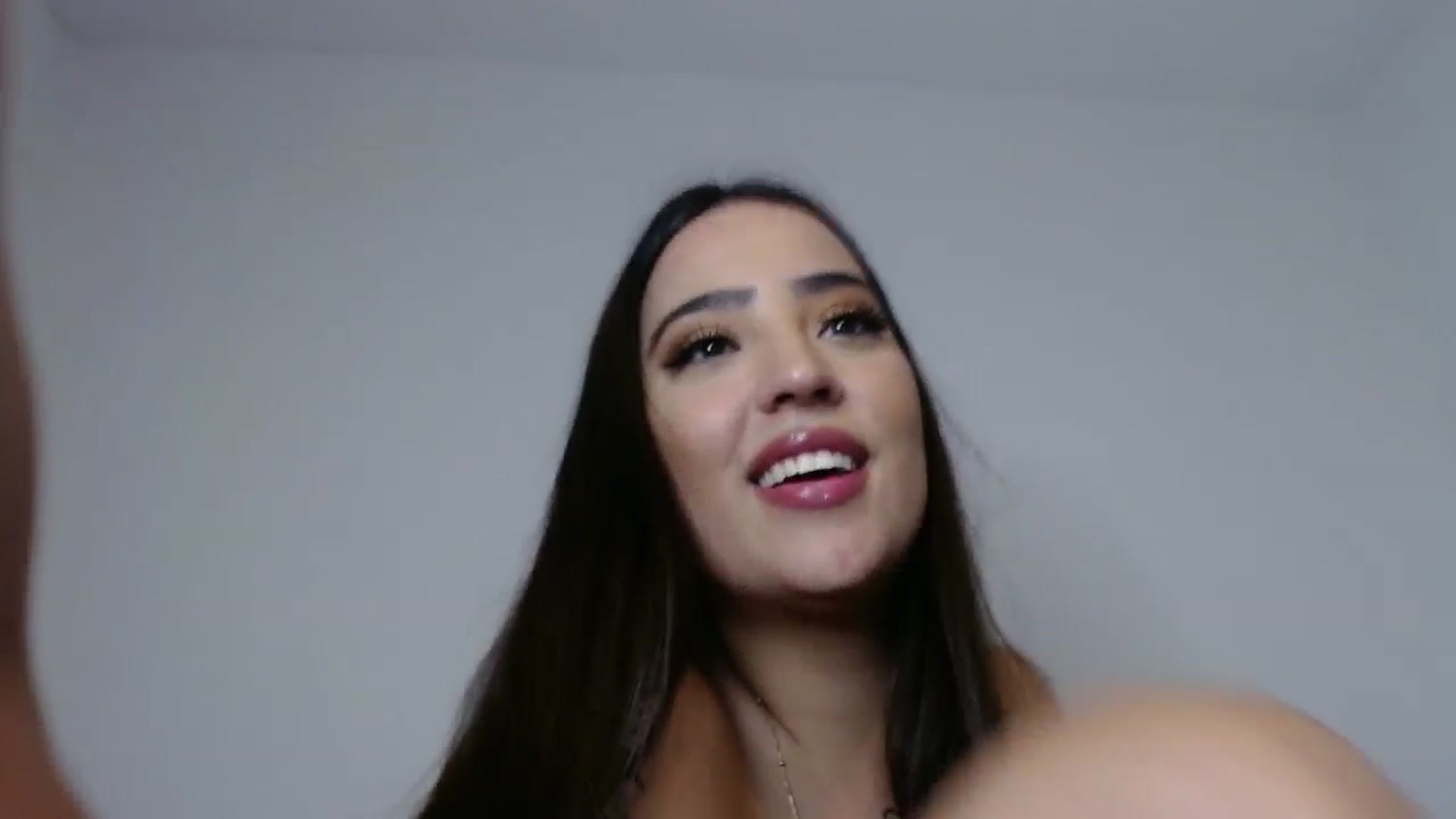 Gallery image thumbnail from SashaSwan's myfreecams stream on, 06/07/2024, 03:31 image 10 of 20