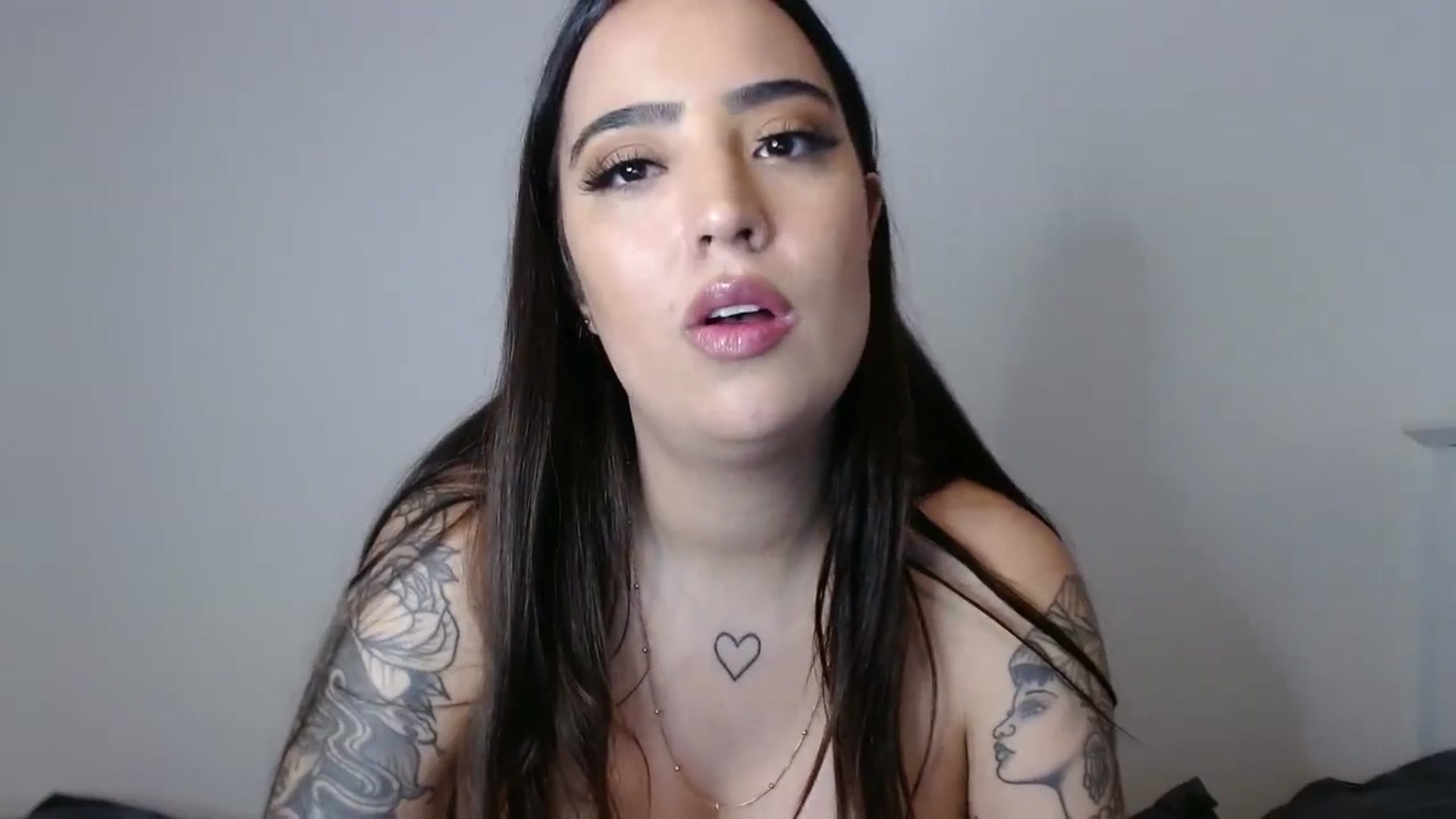 Gallery image thumbnail from SashaSwan's myfreecams stream on, 06/07/2024, 03:31 image 17 of 20