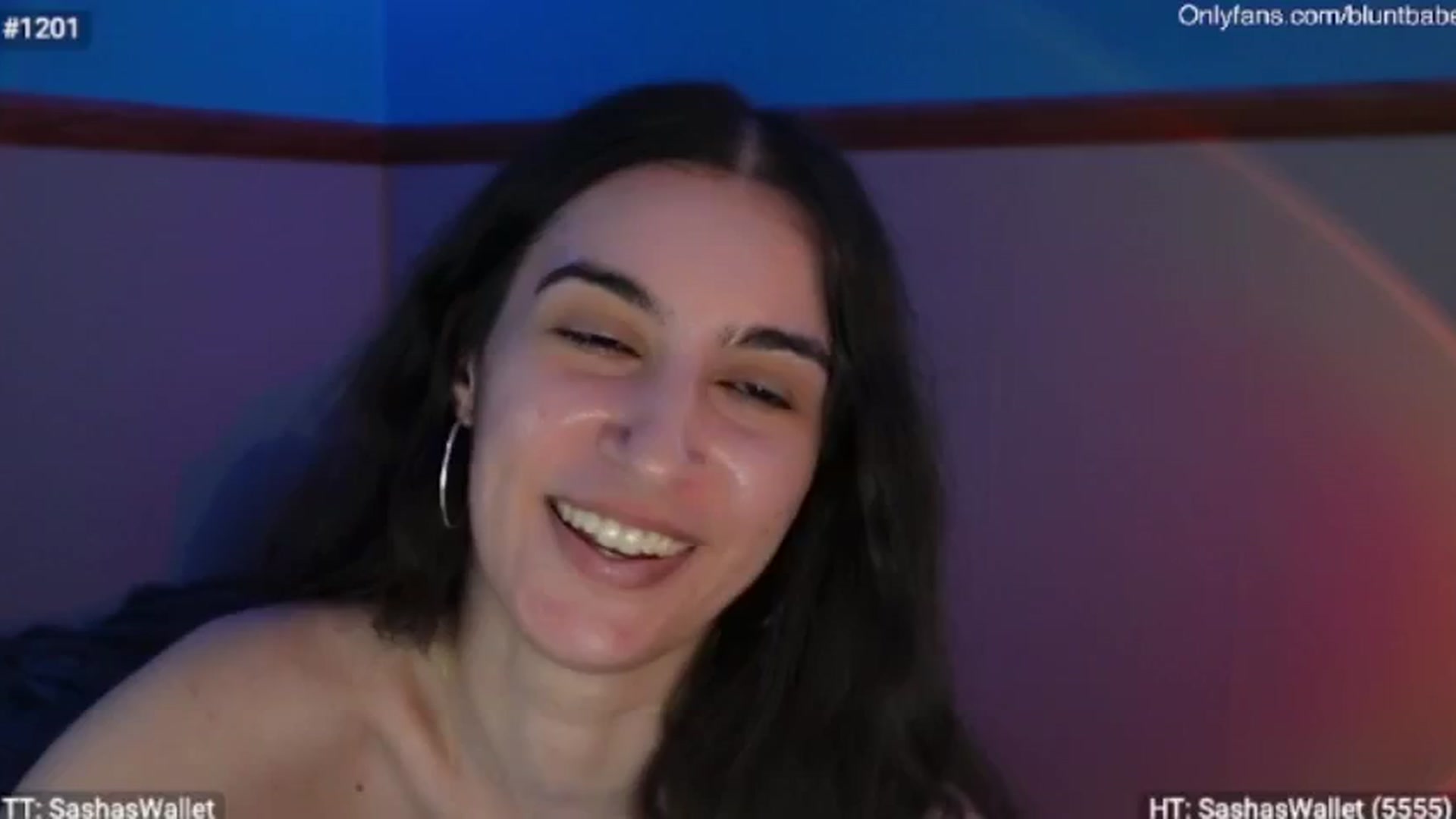 Gallery image thumbnail from SashaSwitch's myfreecams stream on, 06/20/2024, 05:11 image 6 of 20