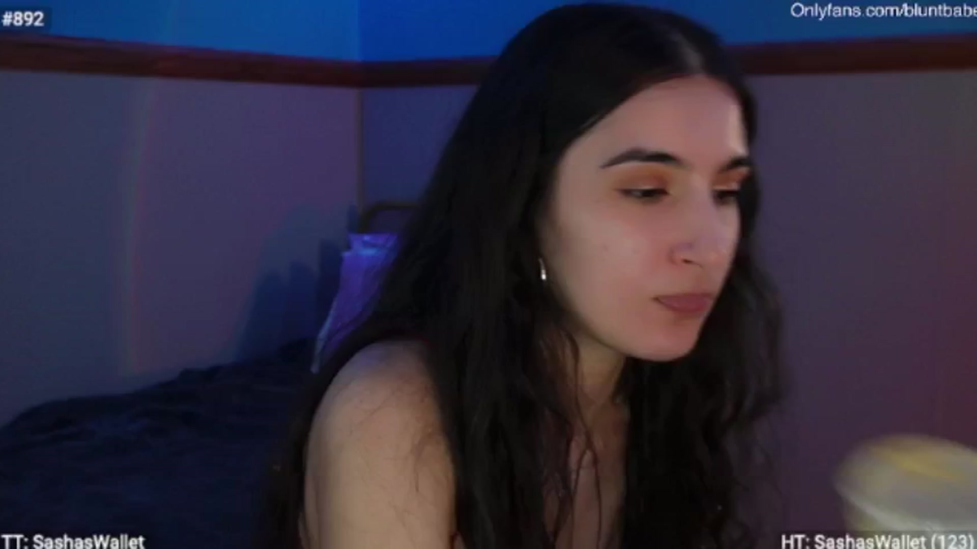 Gallery image thumbnail from SashaSwitch's myfreecams stream on, 06/23/2024, 03:55 image 16 of 20