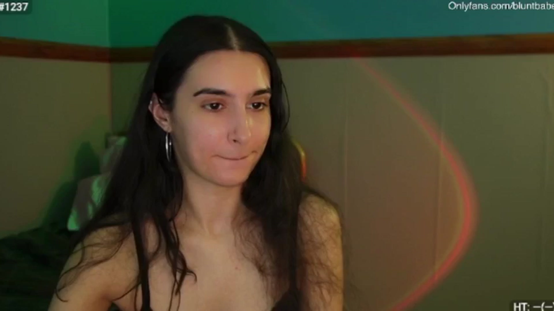 Gallery image thumbnail from SashaSwitch's myfreecams stream on, 07/15/2024, 04:51 image 10 of 20
