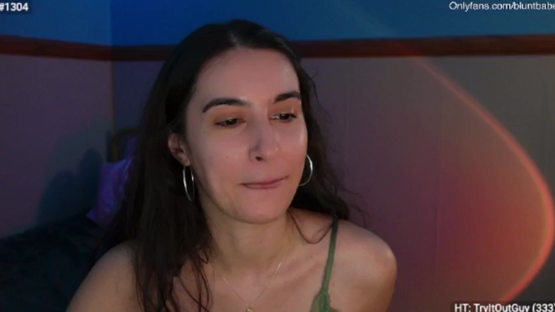 Gallery image thumbnail from SashaSwitch's myfreecams stream on, 07/17/2024, 04:25 image 9 of 20